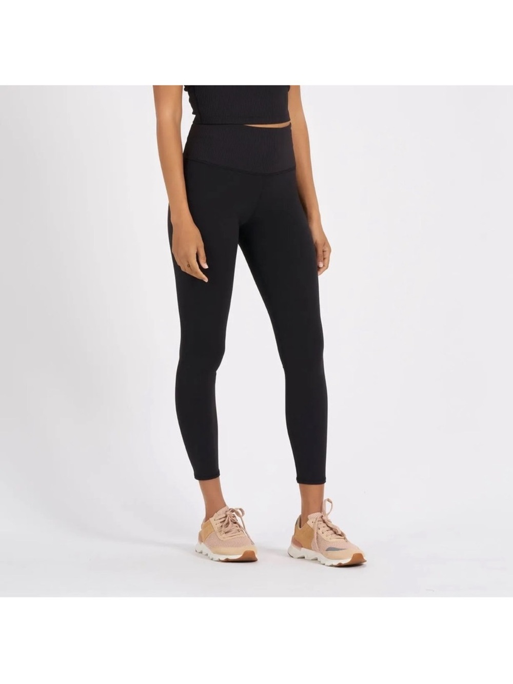 Vuori Black rib studio legging